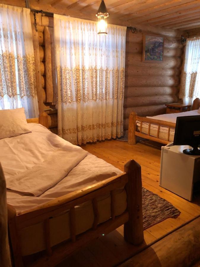 Будинок Художника Шипіт Pilipets Exterior foto